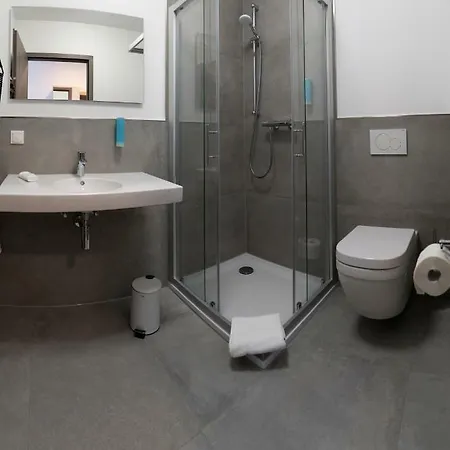 Schlafplatz 3* Rodgau